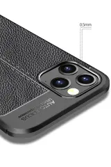 Newface iPhone 12 Pro Max Kılıf Auto Focus Kapak - Siyah